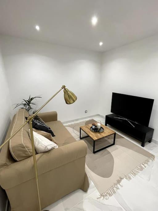 Appartement Cosy Et Moderne Proche De Disneyland Bussy-Saint-Georges Buitenkant foto